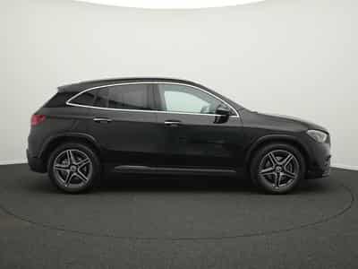 Mercedes GLA 220 4MATIC Multi+Pano+AHK+Handsfree (2025) - Photo 5