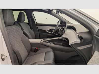 Peugeot 5008 HYBRID 145 CH E-DCS6 ALLURE (2025) - Foto 9