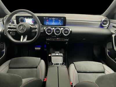Mercedes CLA 200 CLA 200 d Shooting Brake AMG-Line Premium Plus (2025) - Photo 10