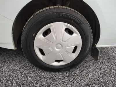 Ford Transit 2.0 TDCi L2H1 320 Dble Cab. CLIM / PDC AV-AR (2022) - Foto 6