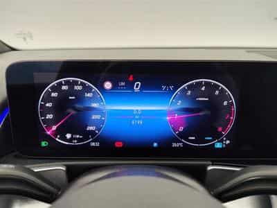 Mercedes GLB 180 7G-Tronic PACK AMG NAVI / S-CUIR / FULL LED / PANO (2025) - Foto 13
