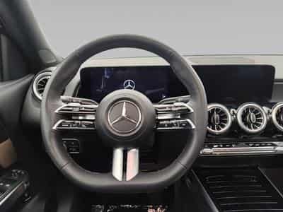 Mercedes GLB 180 7G-Tronic PACK AMG NAVI / S-CUIR / FULL LED / PANO (2025) - Foto 12