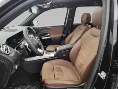 Mercedes GLB 180 7G-Tronic PACK AMG NAVI / S-CUIR / FULL LED / PANO (2025) - Foto 10