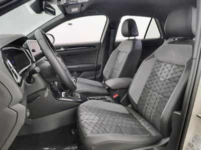 VW T-Roc 1.0 TSI 110cv R-Line CARPLAY / FULL LED / PDC AV+AR / JA 17" (2024) - Foto 7