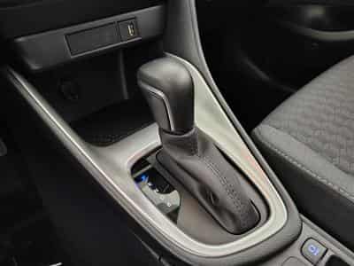 Toyota Yaris 1.5i VVT-i Hybrid E-CVT CARPLAY / CLIM (2025) - Foto 12