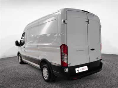 Ford Transit 2.0 TDCi L2H2 CLIM / PDC AV-AR (2023) - Foto 2