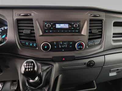 Ford Transit 2.0 TDCi L2H2 CLIM / PDC AV-AR (2023) - Foto 11