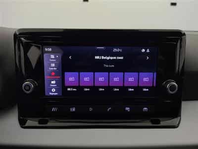 Seat Arona 1.0 TSI Move! DSG NAVI / FULL LED / CARPLAY (2024) - Foto 11