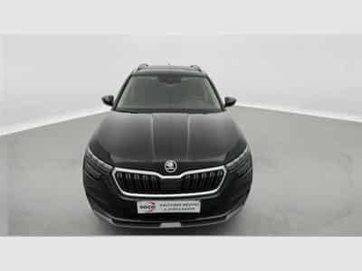 Skoda Kamiq 1.0 TSI 110cv DSG Ambition NAVI / FULL LED / CARPLAY (2024) - Foto 4