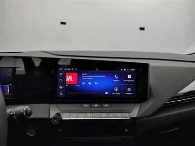 Opel Astra Sports Tourer 1.2 Turbo Edition NAVI / FULL LED / CARPLAY (2024) - Foto 11