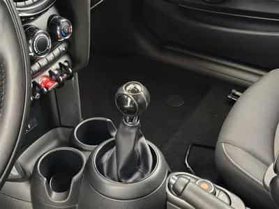MINI Cooper Mini 1.5 One OPF (EU6d) (2021) - Photo 12