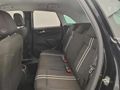 Opel Crossland 1.2 Turbo Ultimate NAVI / FULL LED / PDC AV-AR (2024) - Foto 13