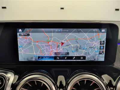 Mercedes GLB 180 d AUTOM. Luxury NAVI / CUIR SPORT / FULL LED (2022) - Foto 11