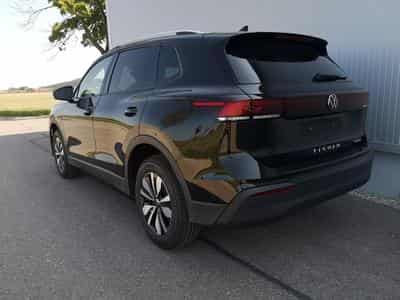 VW Tiguan 1.5 eHybrid Life (2026) - Photo 2