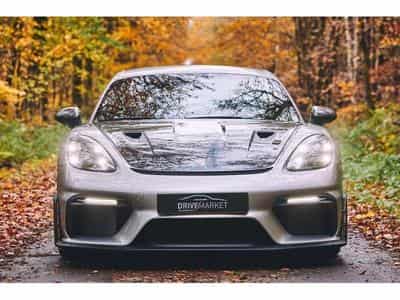 Porsche Cayman GT4 RS Weissach (2023) - Photo 10