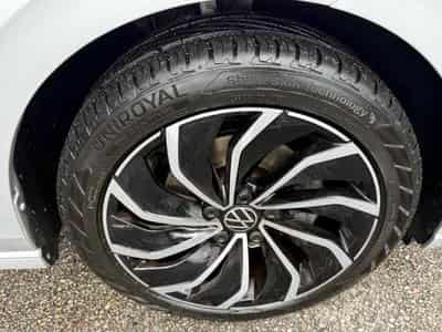 VW GOLF VIII 2.0 TDI SCR 150 ACTIVE DSG7 (2021) - Foto 5