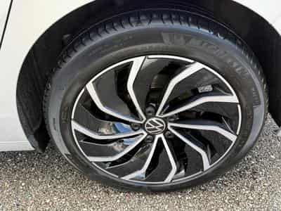 VW GOLF VIII 2.0 TDI SCR 150 ACTIVE DSG7 (2021) - Foto 11