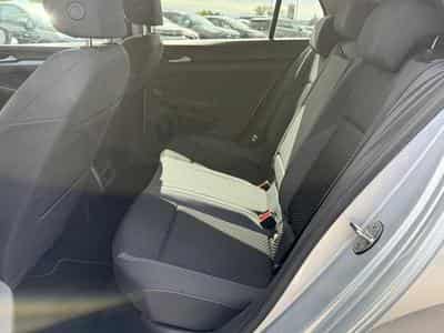 VW GOLF VIII 2.0 TDI SCR 150 ACTIVE DSG7 (2021) - Foto 14