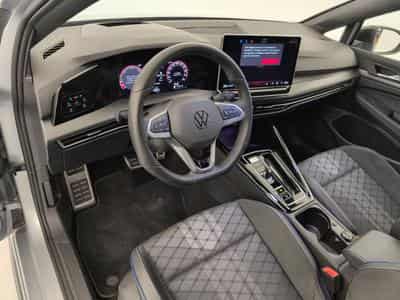 VW Golf VIII 2.0 TDI 150 DSG7 R-LINE (2025) - Foto 15