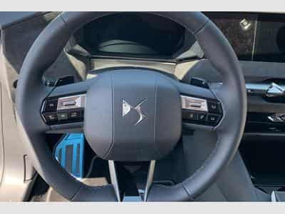 DS Automobiles DS4 Hybride 145 e-DCT6 Etoile - Alcantara (2025) - Photo 14
