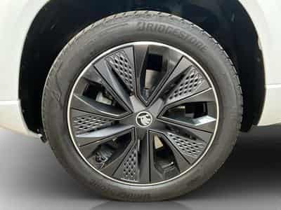 Skoda Karoq Sportline+DSG+LED+NAVI+AHK+P.Travel (2025) - Photo 8