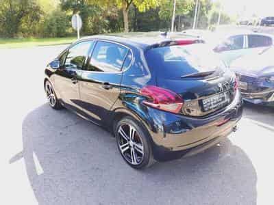 Peugeot 208 GT-LINE (2017) - Photo 3
