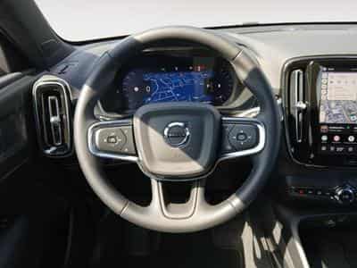 Volvo XC40 B3 Core / Essence (2025) - Photo 12