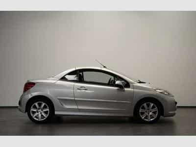 Peugeot 207 Sport *Einparkhilfe *Windschott *Winter-P (2009) - Photo 4