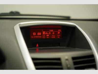 Peugeot 207 Sport *Einparkhilfe *Windschott *Winter-P (2009) - Photo 14