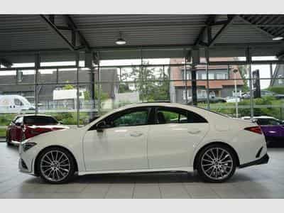 Mercedes CLA 200 Coupé AMG Line *19 *Pano *Ambiente *Kam (2021) - Foto 11