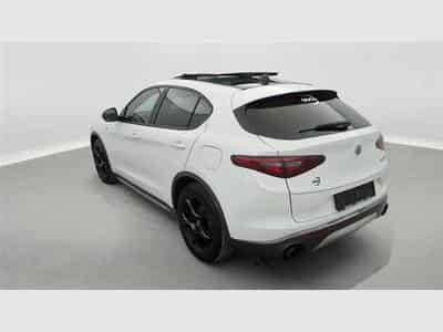 Alfa-Romeo Stelvio 2.2 MJD TI **AUTO/CUIR/CAMERA/SG CH/FULL LED** (2022) - Photo 2