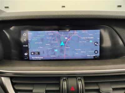 Alfa-Romeo Stelvio 2.2 MJD TI **AUTO/CUIR/CAMERA/SG CH/FULL LED** (2022) - Photo 11