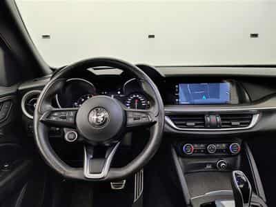 Alfa-Romeo Stelvio 2.2 MJD TI **AUTO/CUIR/CAMERA/SG CH/FULL LED** (2022) - Photo 9