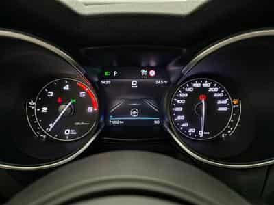 Alfa-Romeo Stelvio 2.2 MJD TI **AUTO/CUIR/CAMERA/SG CH/FULL LED** (2022) - Photo 10