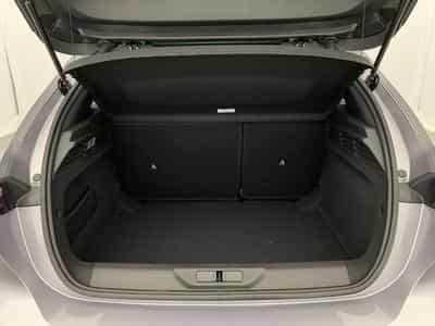 Peugeot 308 Hybrid 145 e-DCS6 Allure (2025) - Photo 11