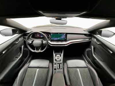 Skoda Octavia RS+DSG+DCC+Design-SUEDIA+LM18+P.Simply-Clever (2025) - Photo 2