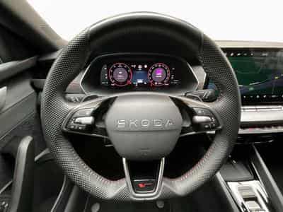 Skoda Octavia RS+DSG+DCC+Design-SUEDIA+LM18+P.Simply-Clever (2025) - Photo 10