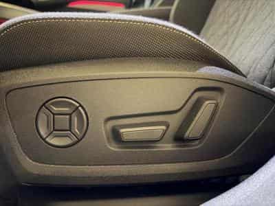 Audi A5 Avant 2.0 TFSI 150kw S-Line (2026) - Photo 12