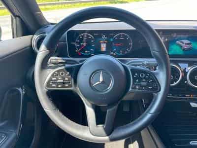 Mercedes A 180 A 180 d 7G-DCT GARANTIE JUSQU'A 36 MOIS (2018) - Photo 13