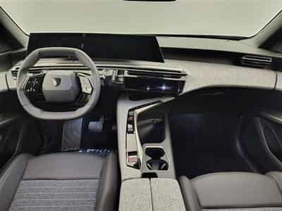 Peugeot 5008 1.2 HYBRID 145cv e-DSC6 Allure 7PL / NAVI / CAMERA360° (2025) - Photo 8