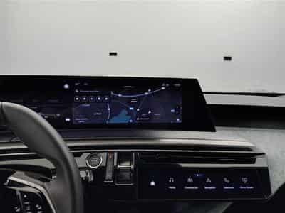 Peugeot 5008 1.2 HYBRID 145cv e-DSC6 Allure 7PL / NAVI / CAMERA360° (2025) - Photo 11