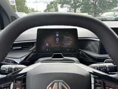 MG MG3 1.5 HYBRID+ 195 LUXURY (2026) - Photo 14