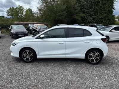 MG MG3 1.5 HYBRID+ 195 LUXURY (2026) - Photo 8
