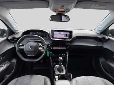 Peugeot 208 1.2 100 ALLURE (2025) - Photo 10