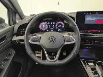 VW Golf VIII 2.0 TDI 150 DSG7 R-LINE (2025) - Foto 14