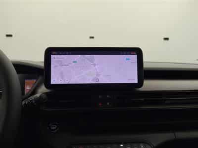 Jeep Avenger 1.2 Turbo 100cv Altitude NAVI / FULL LED / CUIR PARTIEL /CAM (2025) - Foto 14