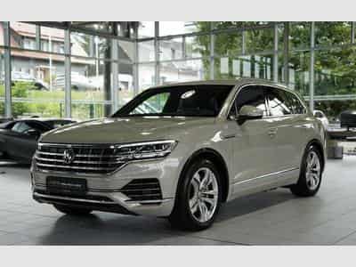 VW Touareg One Million 4M *Kamera *ACC *AHK *H-UP (2020) - Foto 4