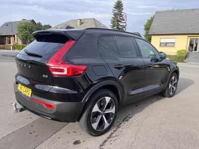 Volvo XC40 B3 Plus Dark DCT (2025) - Foto 8