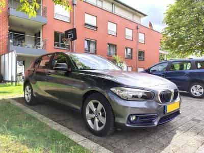 BMW 116 116d Sportline (2017) - Foto 2