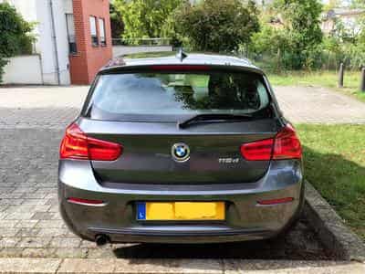 BMW 116 116d Sportline (2017) - Foto 6